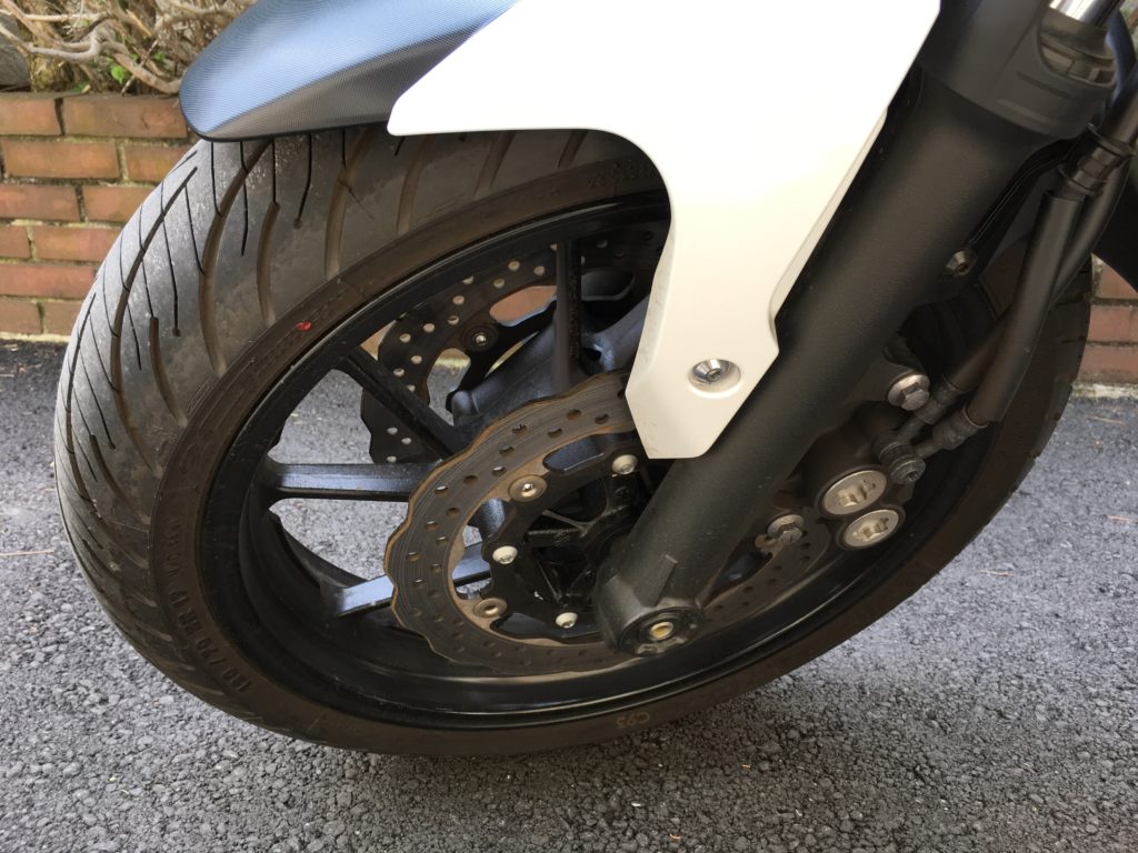 Yamaha MT-07 brakes